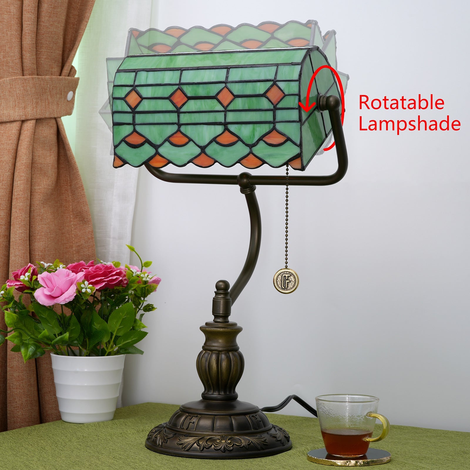 Green Leaf Red Spot Table Lamp