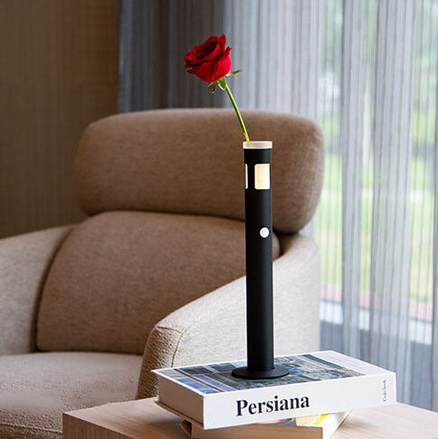 Cylinder Vase Aluminum Acrylic Table Lamp