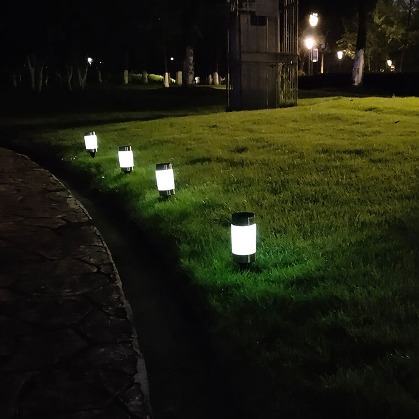 Solar Plastic Cylindrical Design Outdoor Light