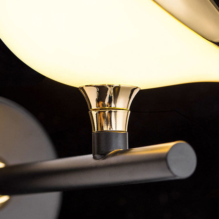 Magpie Bird Table Lamp