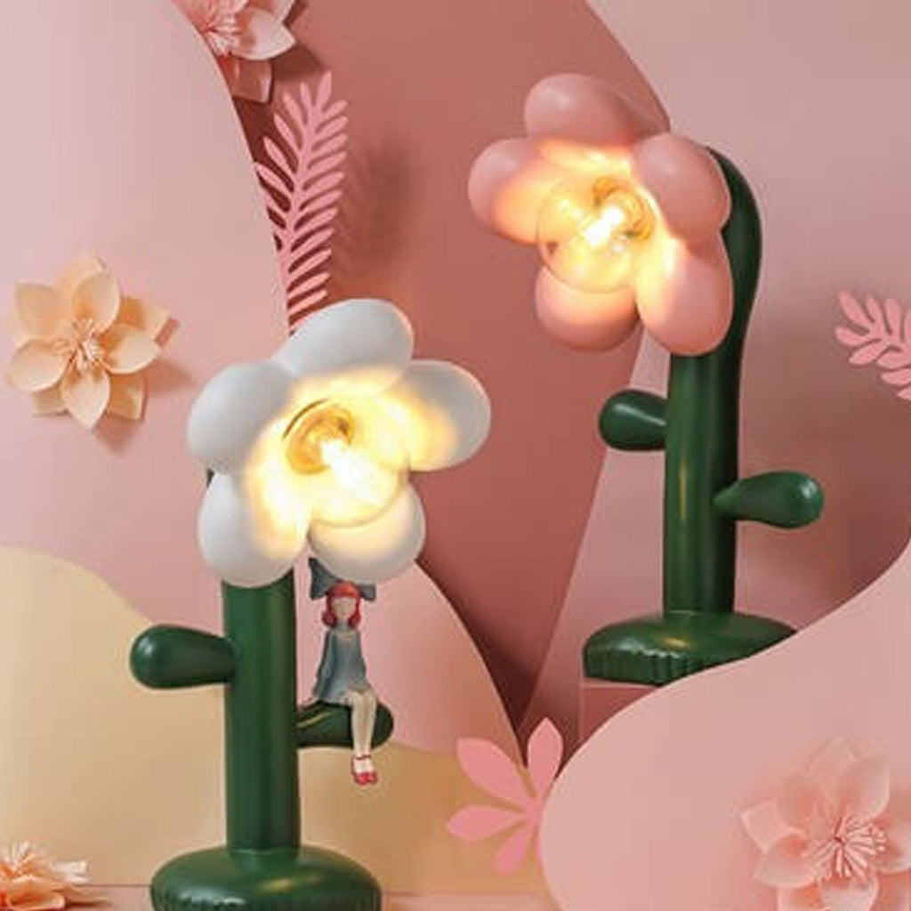 Floral Greenery Table Lamp