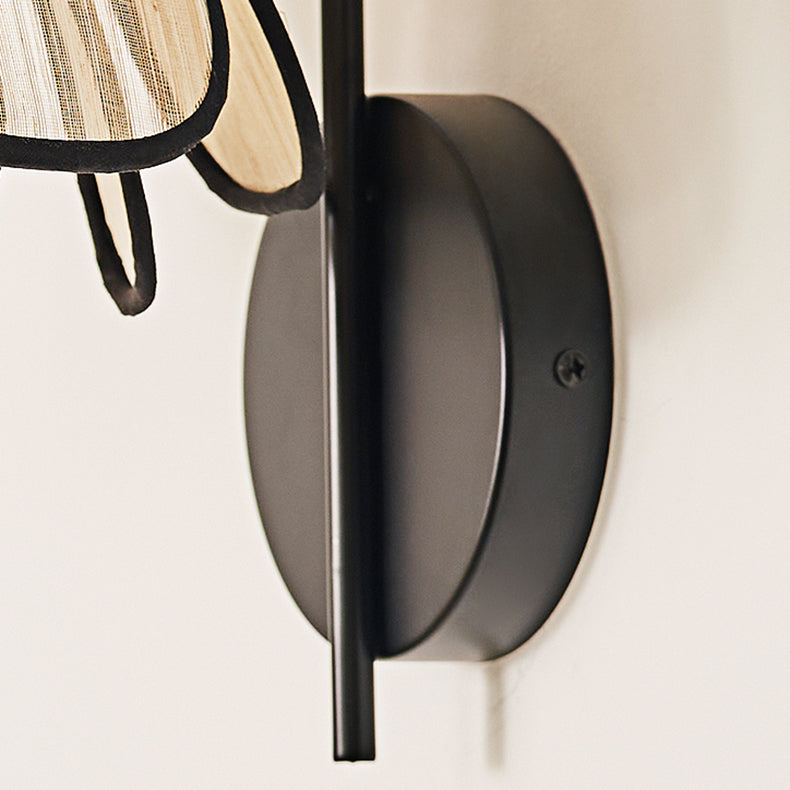 Flower Petal Shaped Iron Wall Lamp