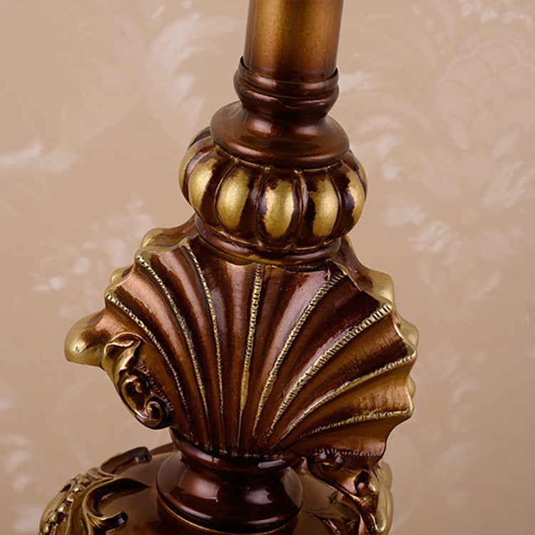 Pastoral Flower Pattern Fabric Table Lamp