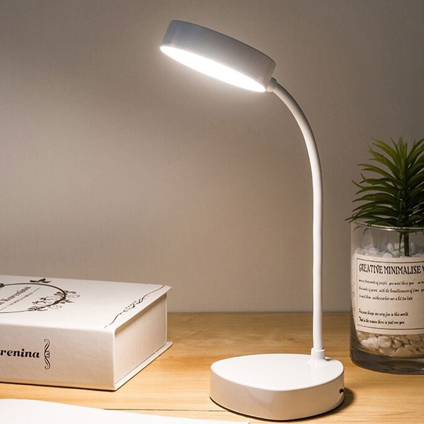 Charging Foldable Table Lamp
