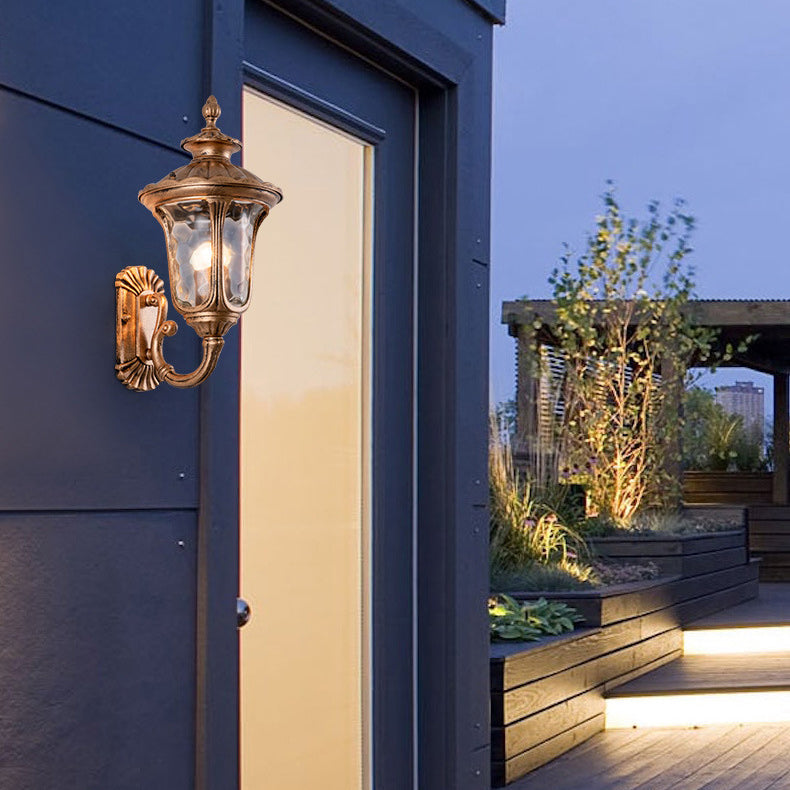 Castle Shaped Aluminum Glass Outdoor Light