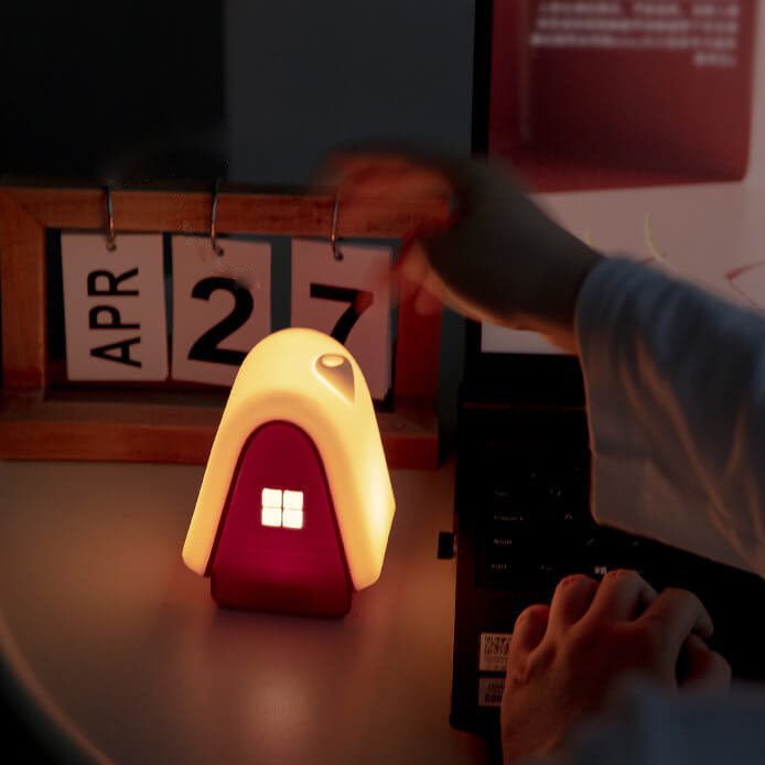 Cartoon Snow House Silicone Table Lamp