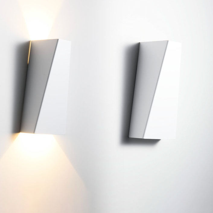 Brushed Aluminum Geometric Square Wall Lamp