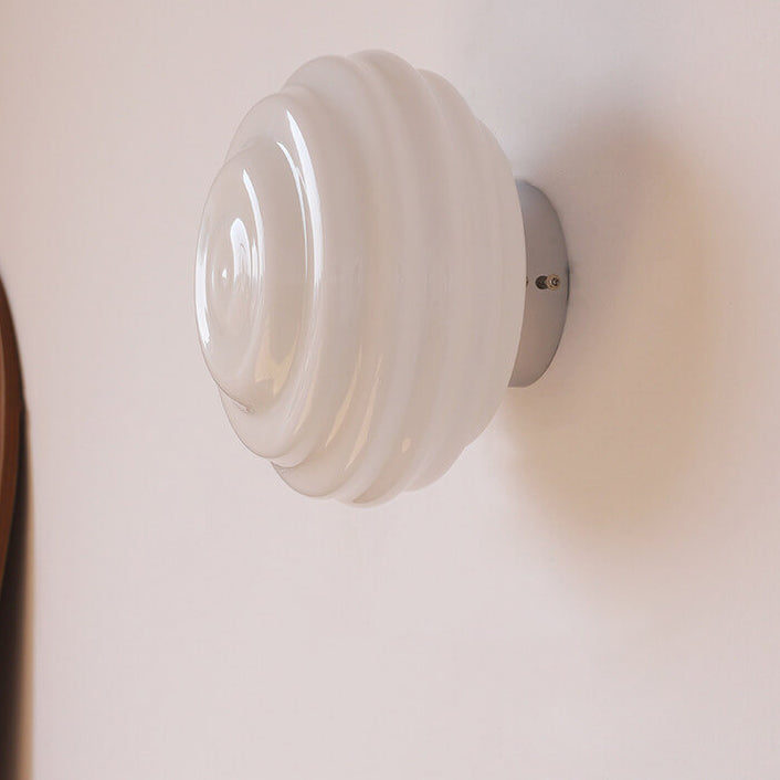 Cream Wave Round Glass Wall Lamp