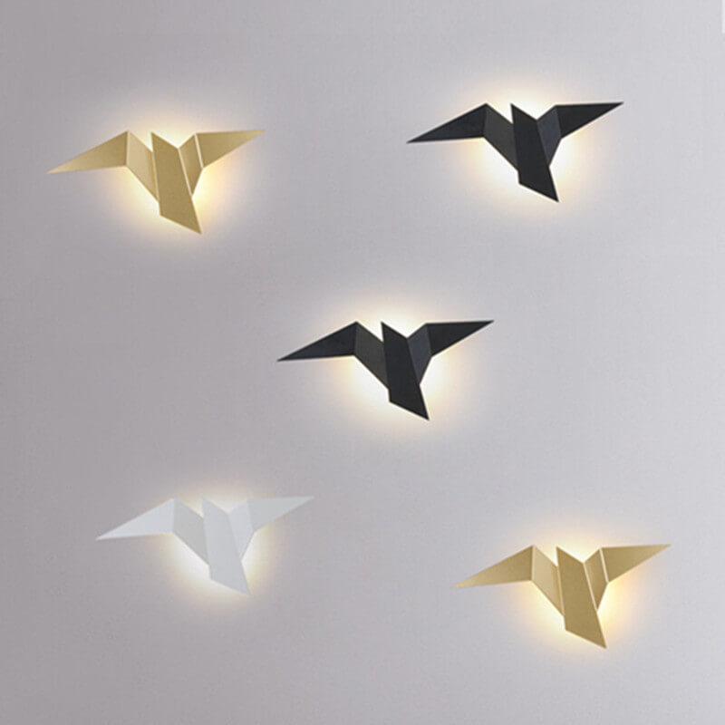 Flying Bird Metal Wall Lamp
