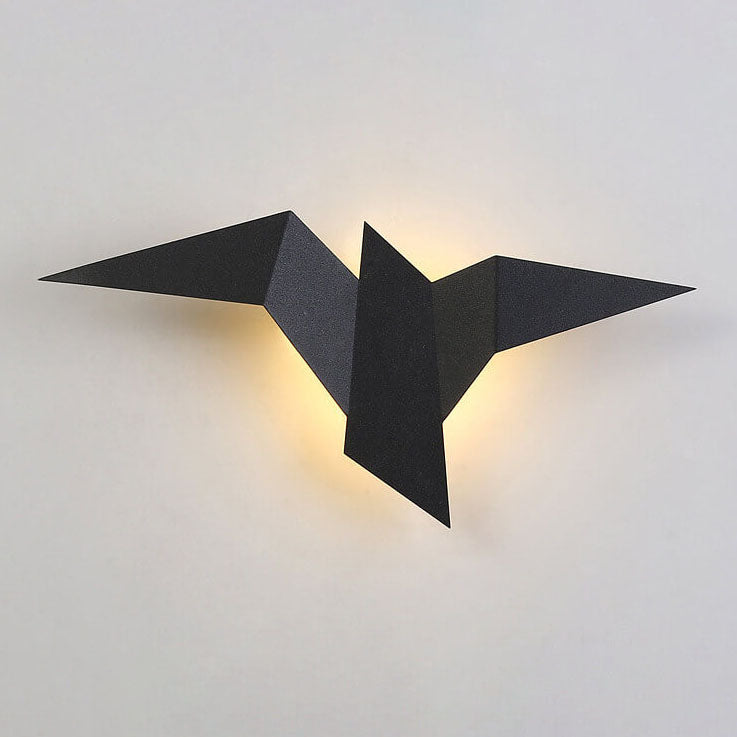 Flying Bird Metal Wall Lamp