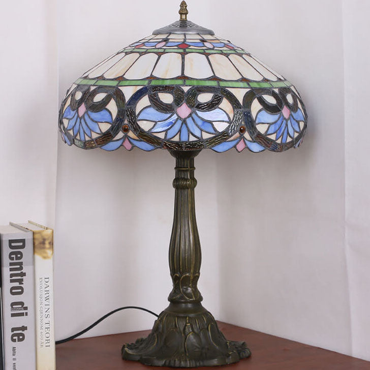 Peach Heart Baroque Stained 2-Light Table Lamp