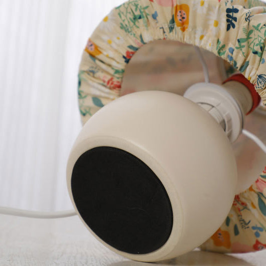 Pastoral Floral Pattern Fabric Table Lamp