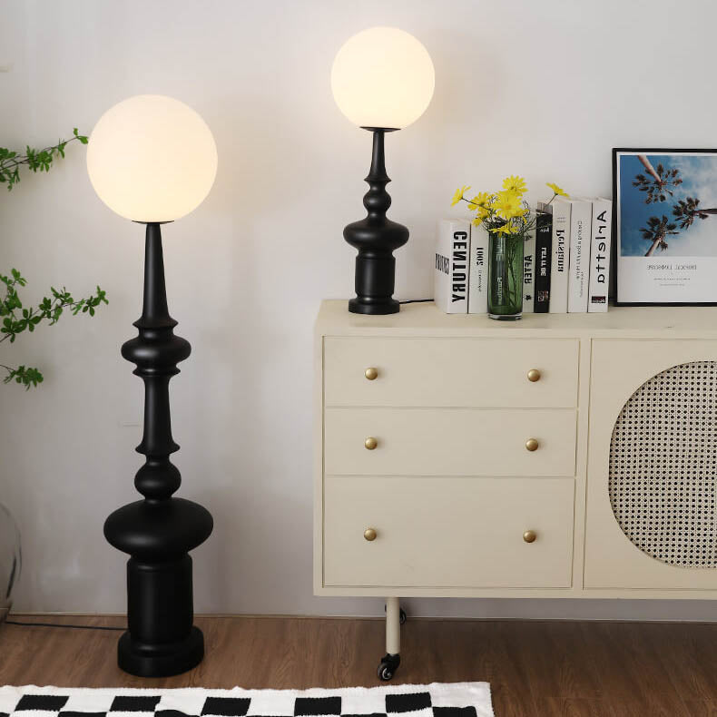 Sphere Roman Chess Column Table Lamp
