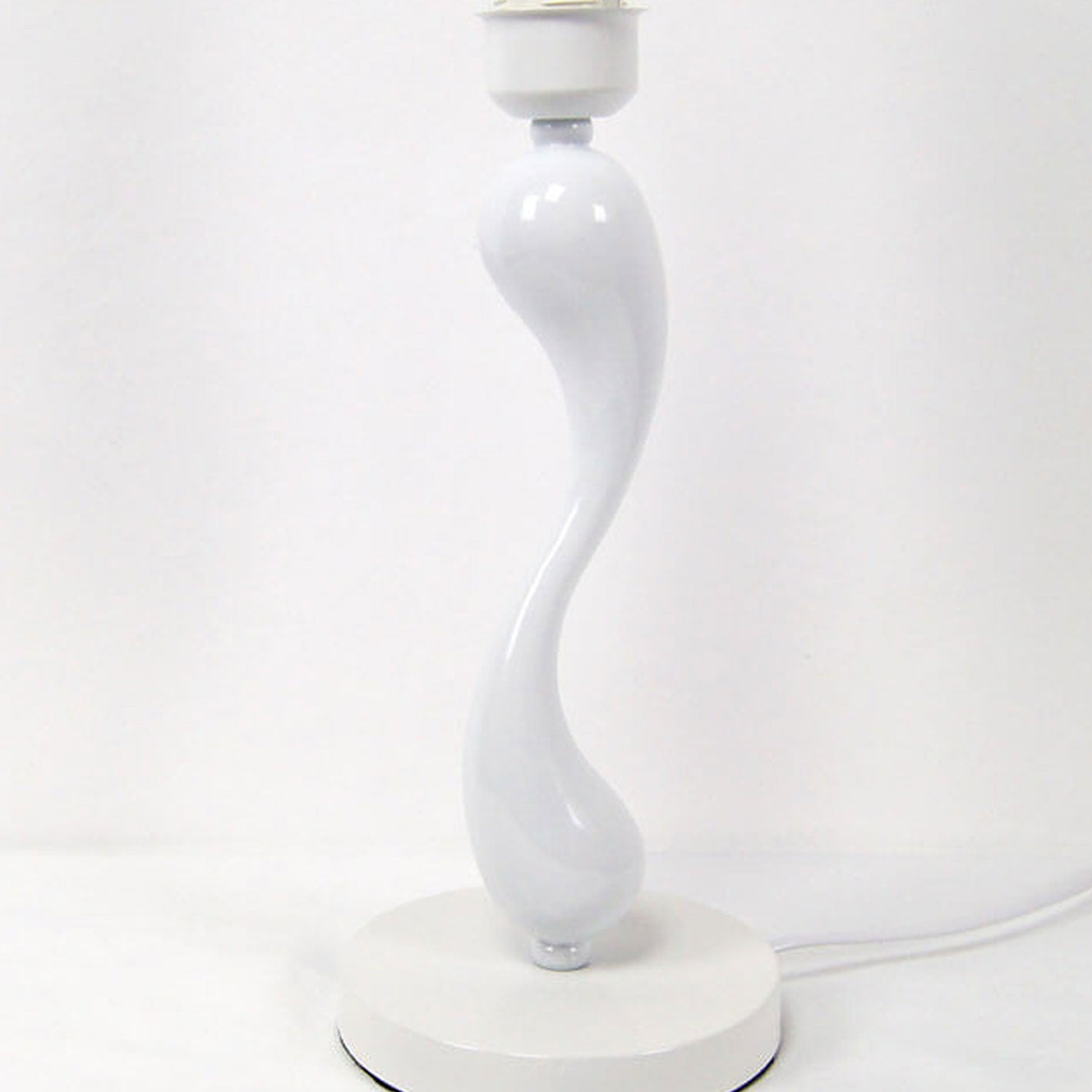 Fabric Curve Table Lamp