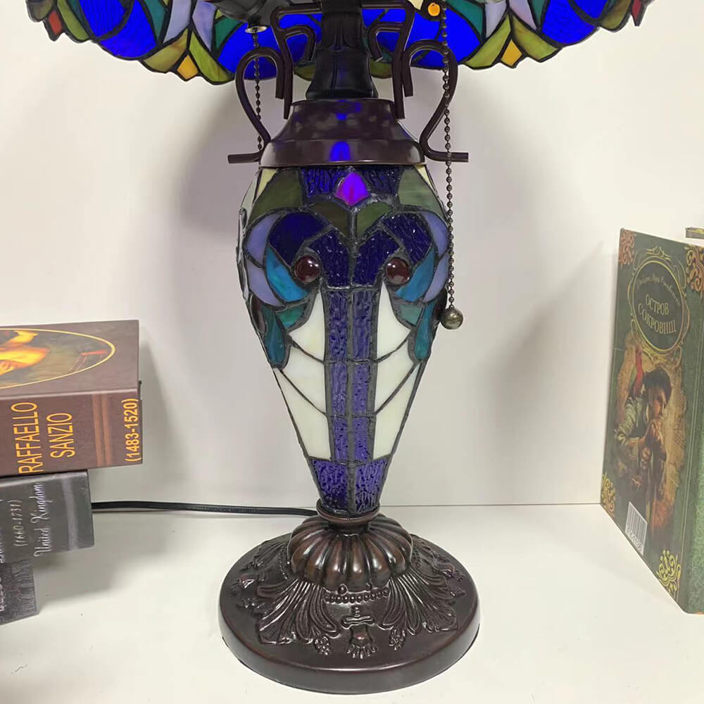 Exquisite Style Stained Glass 3-Light Table Lamp