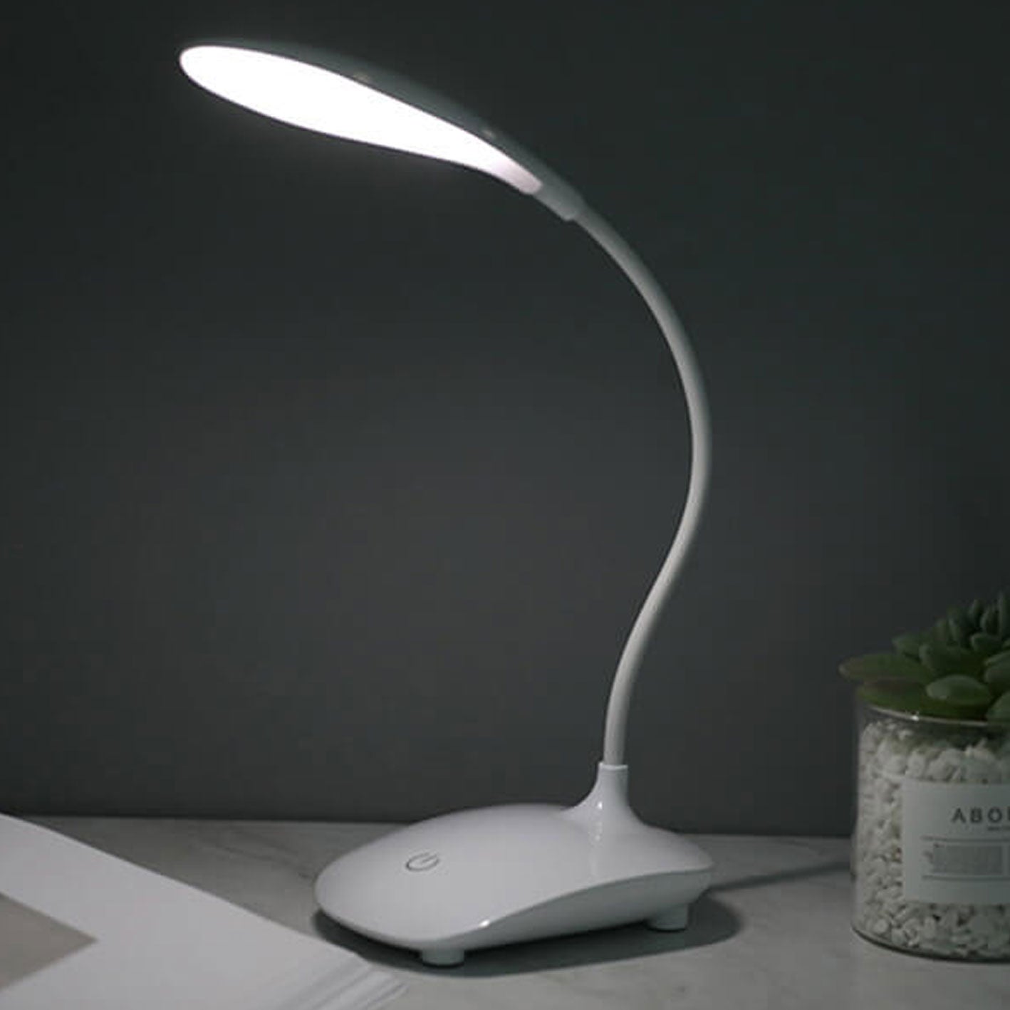 Twistable Touch Folding Eye Table Lamp