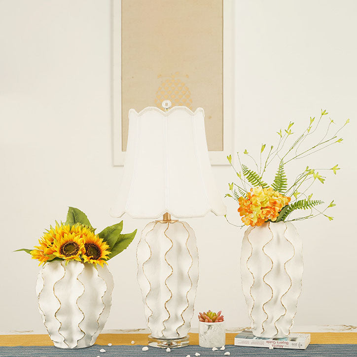 Cloth Crystal Resin Table Lamp