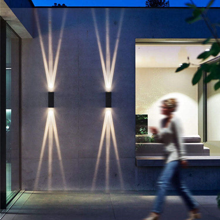 Aluminum Lens Patio Double-headed Outdoor Light