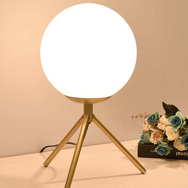 Iron Glass Ball Bracket Table Lamp