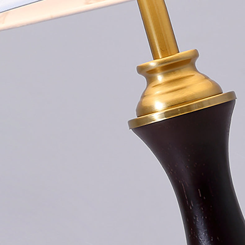 Round Bottle Disc Ash Table Lamp