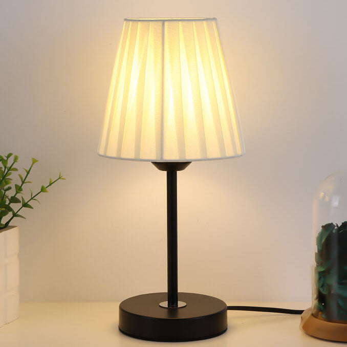 Black White Pleated Metal Table Lamp