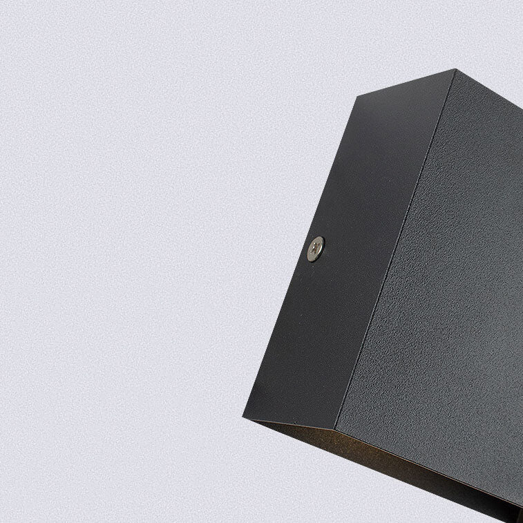 Square Aluminum Wall Lamp