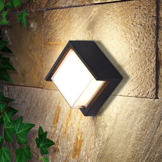 Smart Rhombus Aluminum App Outdoor Light