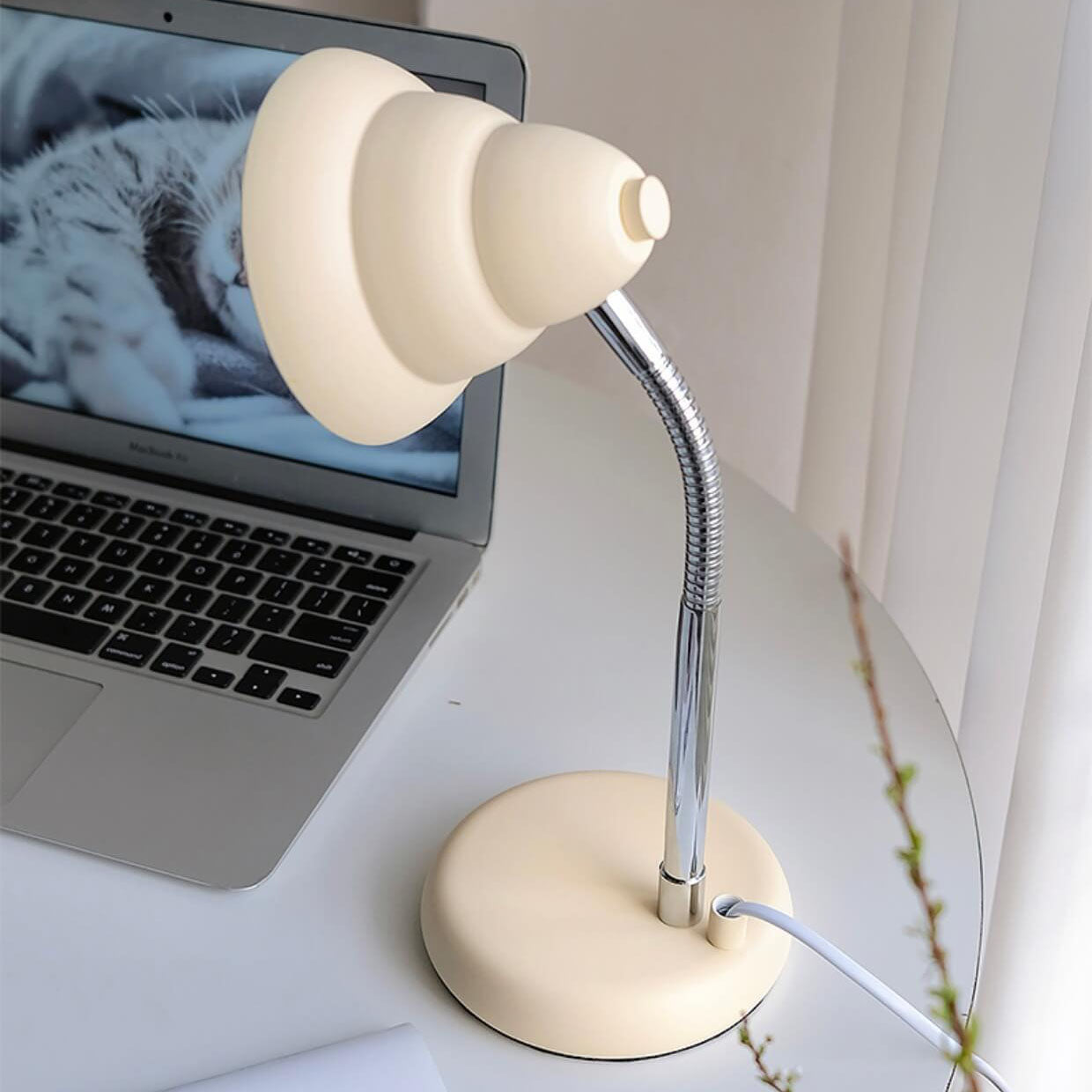 Cream Yellow Cone Iron Table Lamp