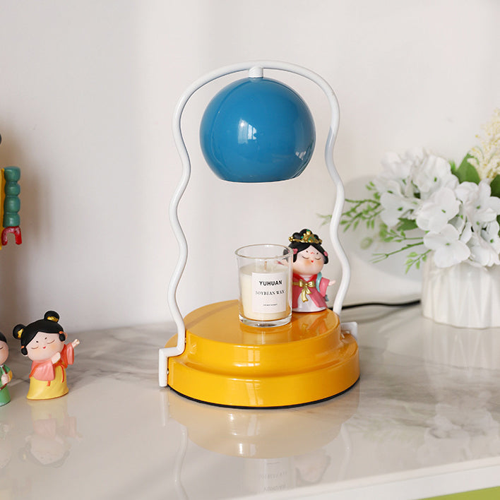 Wavy Iron Round Melting Table Lamp