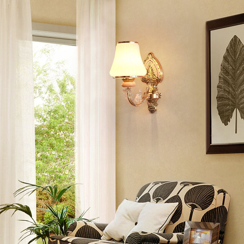 Style 1/2 Wall Lamp