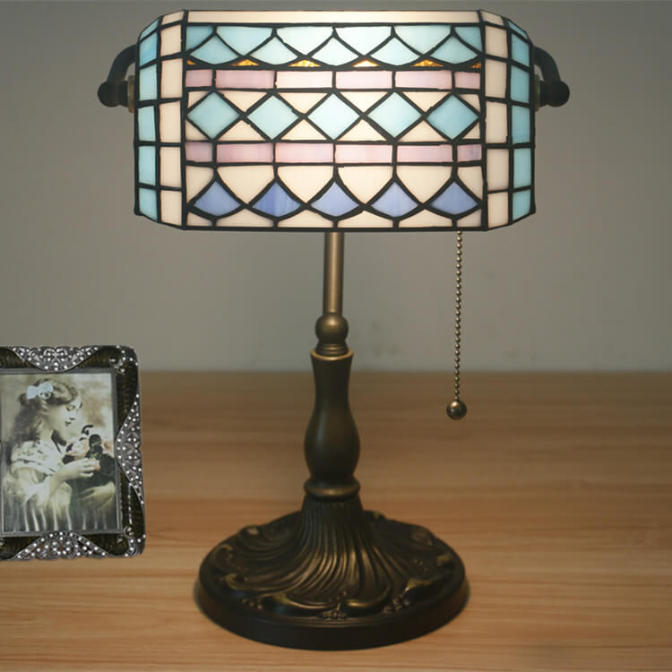 European Vintage Tiffany Table Lamp