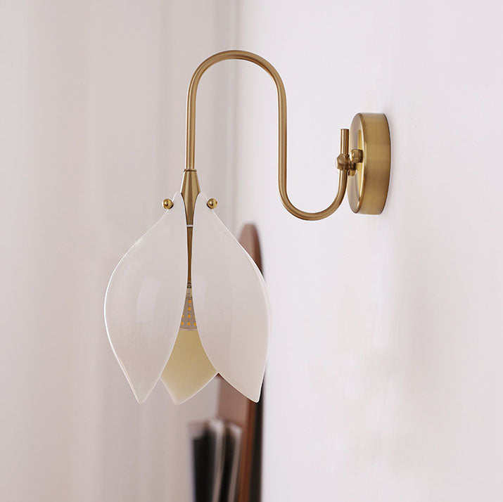 Ceramic Magnolia Flower Shape Wall Lamp
