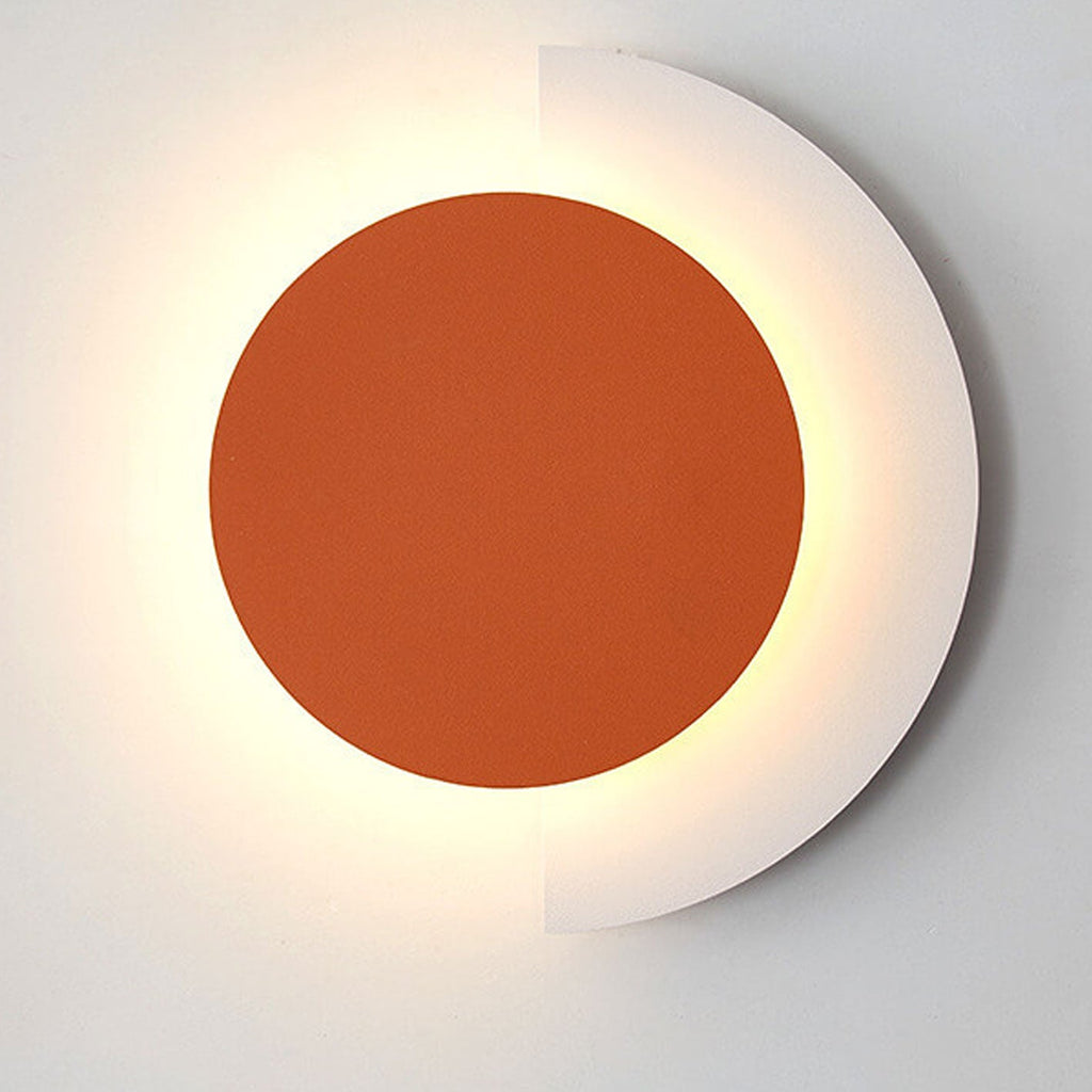 Postmodern Solid Color Wrought Wall Lamp