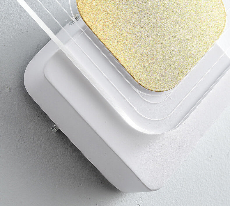 Gold Geometric Acrylic Wall Lamp