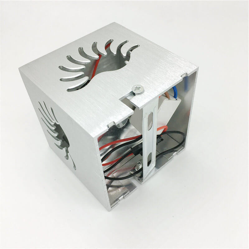 Square Aluminum Phoenix Tail Wall Lamp