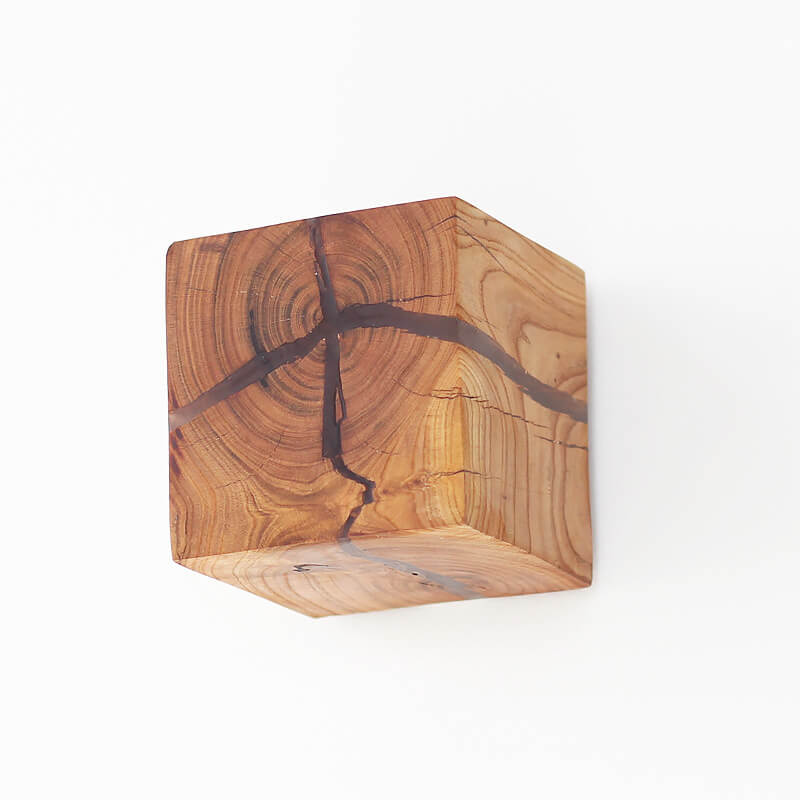 Cracked Solid Wood Square Wall Lamp