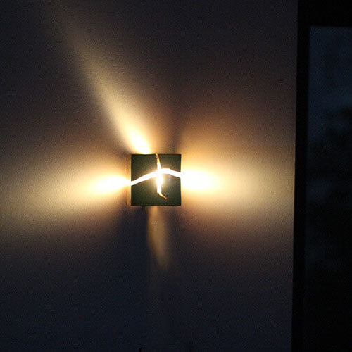 Cracked Solid Wood Square Wall Lamp