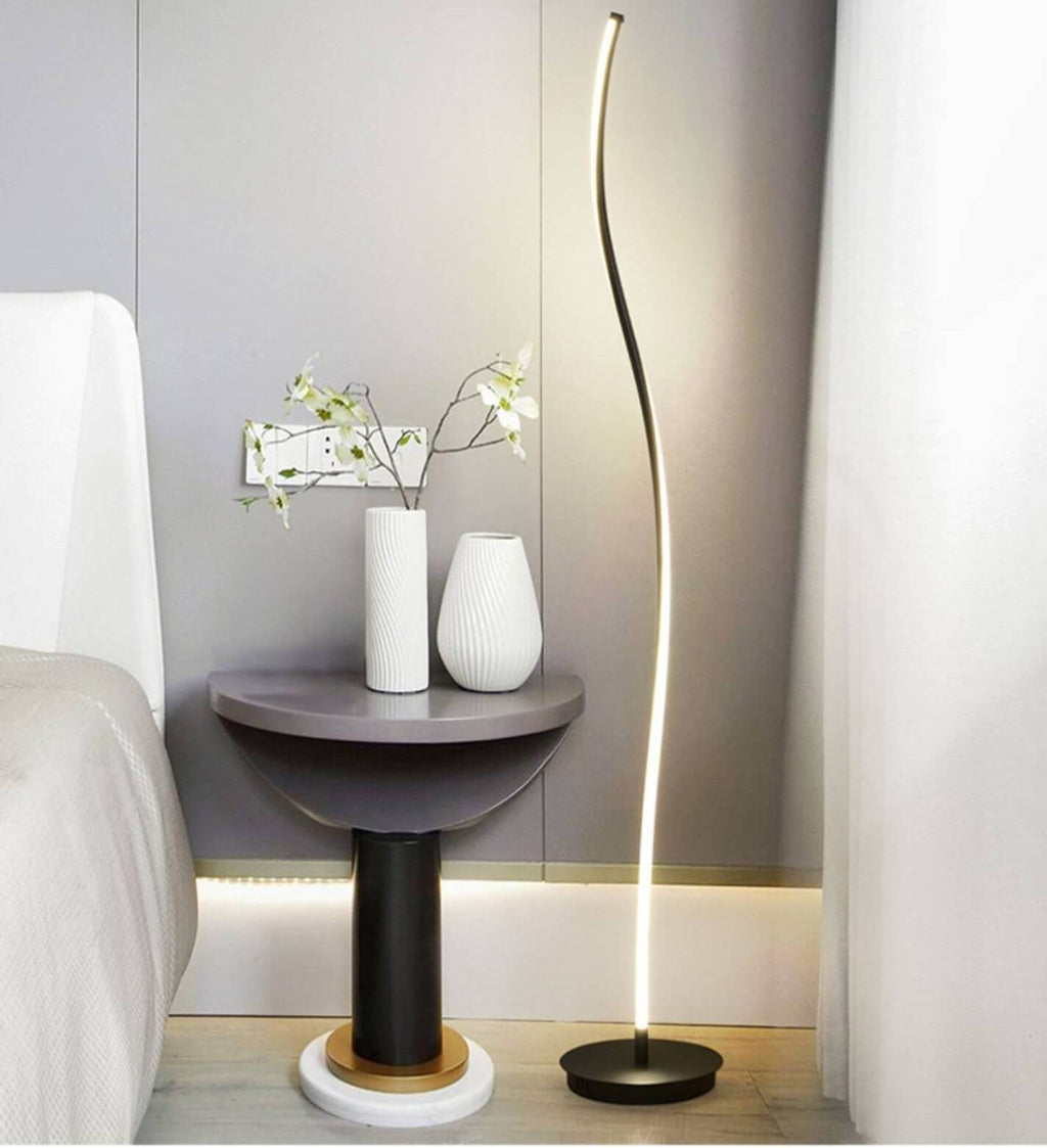 Minimalist Bending Line LED Floor Lamp