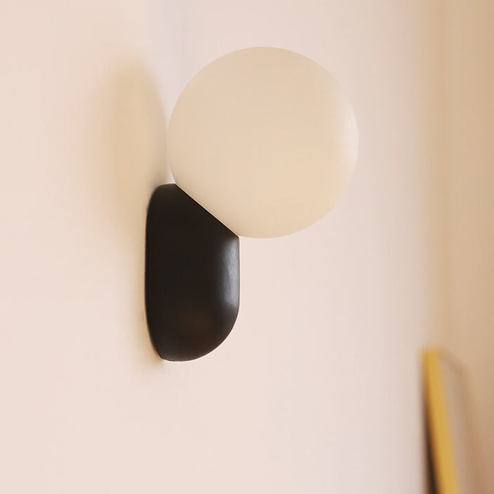 Macaron Cream Style Resin Wall Lamp