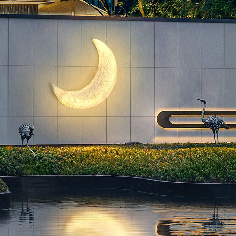 Moon Shape Resin Rainproof Outdoor Light