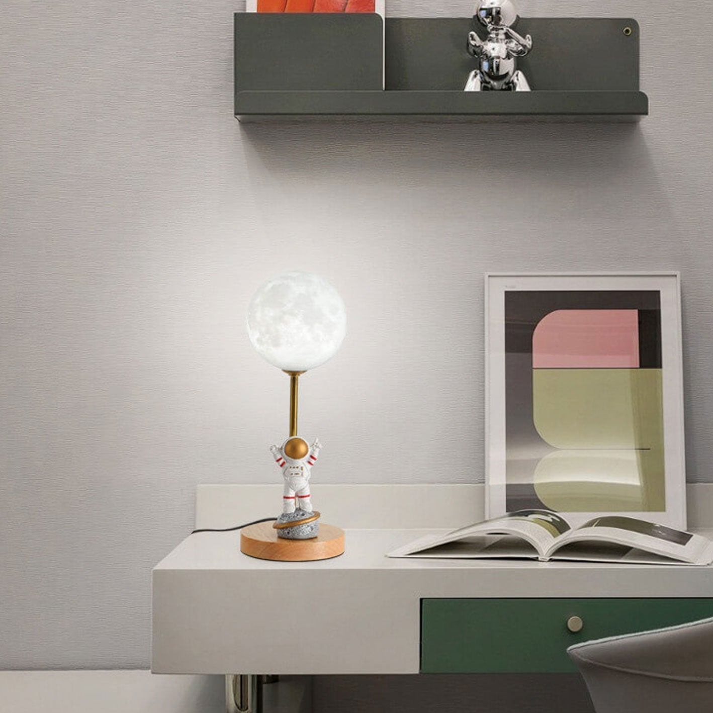 3D Printed Moon Decorative Table Lamp