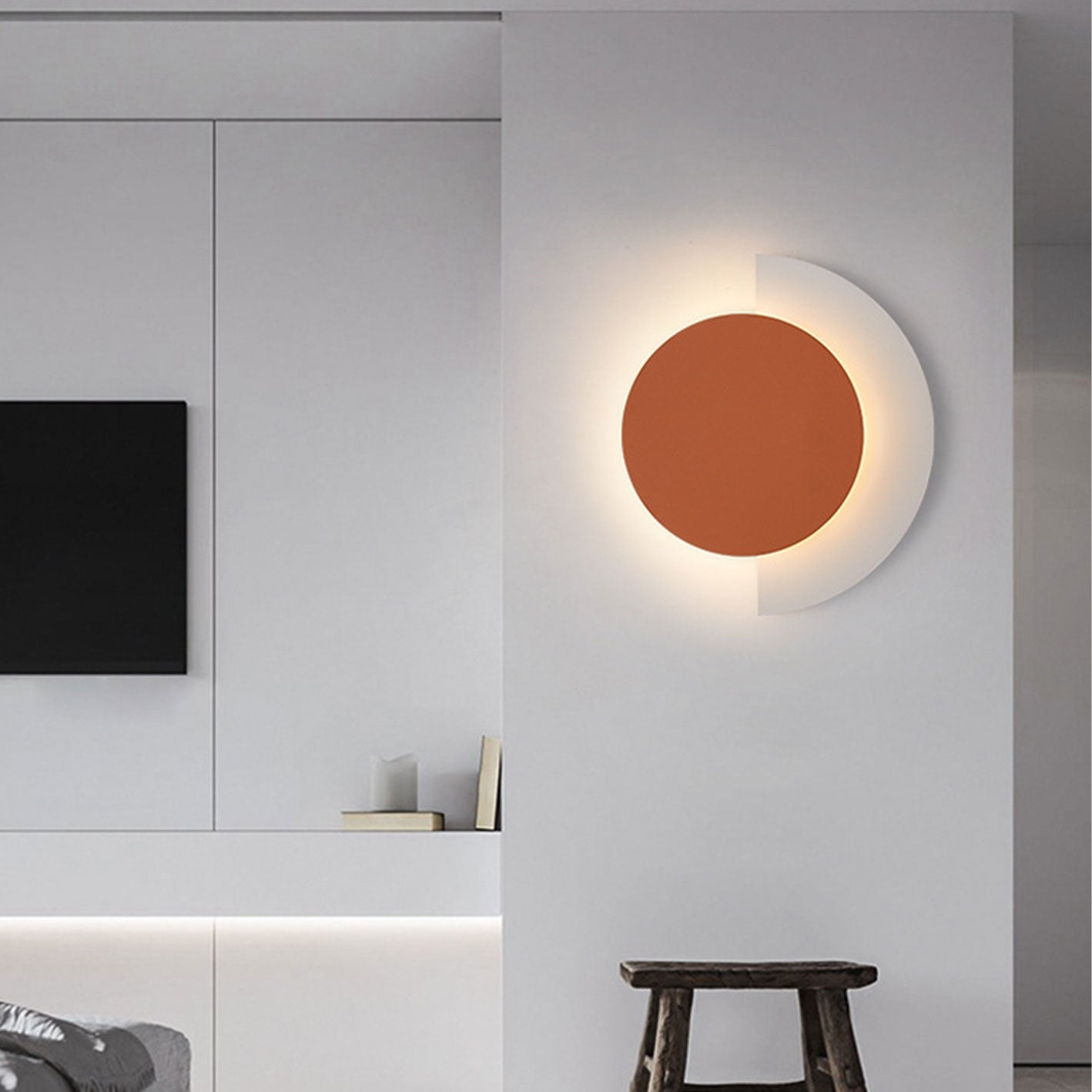 Postmodern Solid Color Wrought Wall Lamp