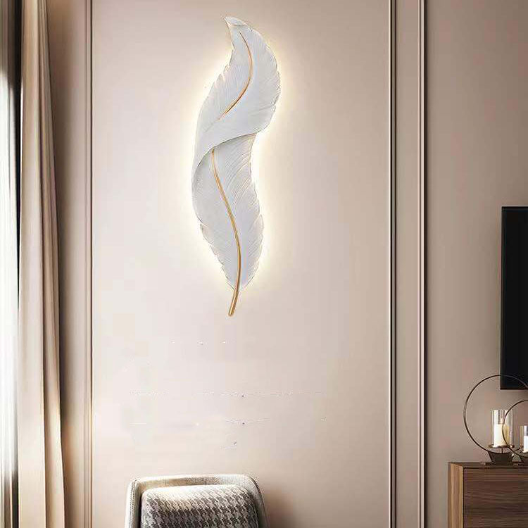 Feather Wall Lamp