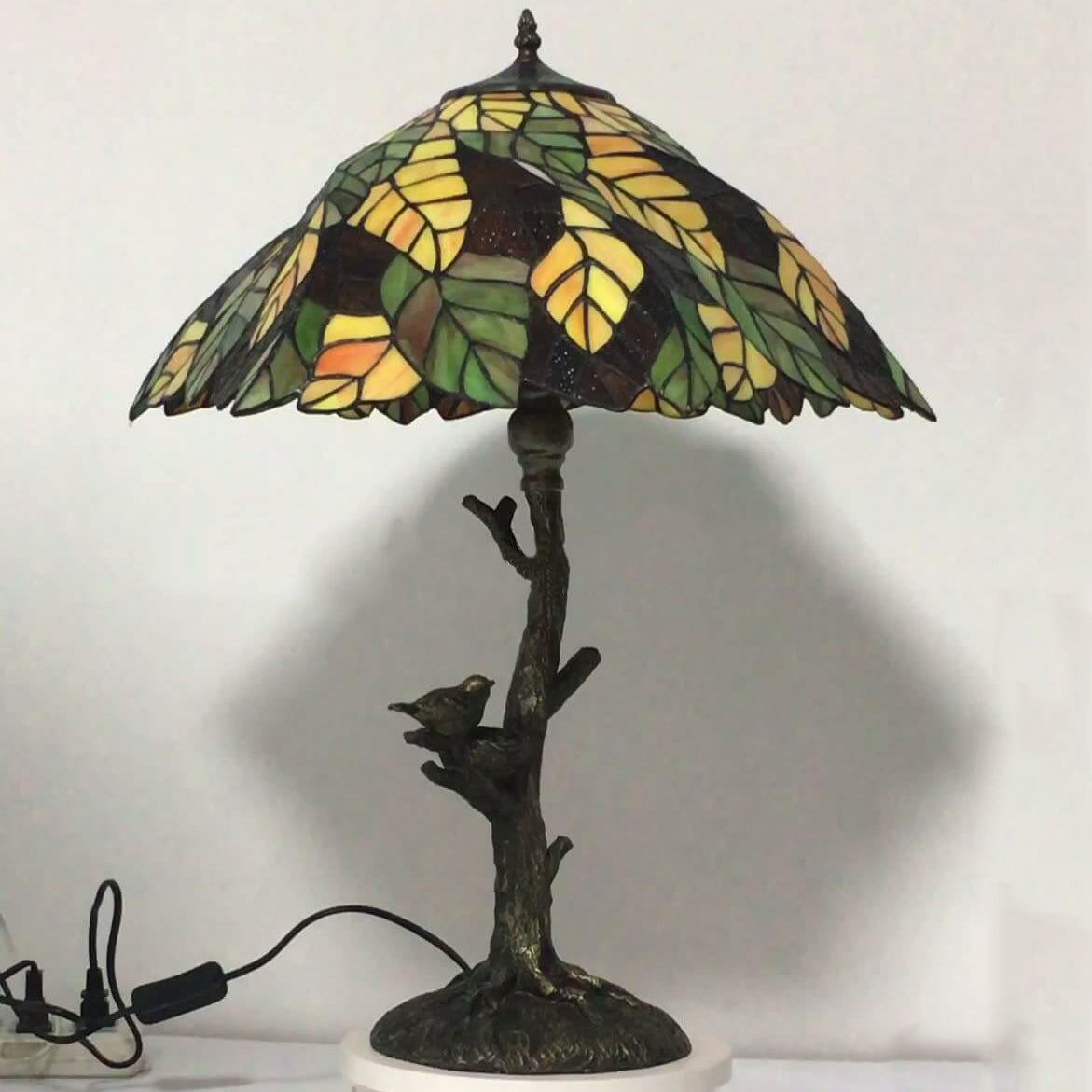 Leaf Stained Glass 2-Light Table Lamp