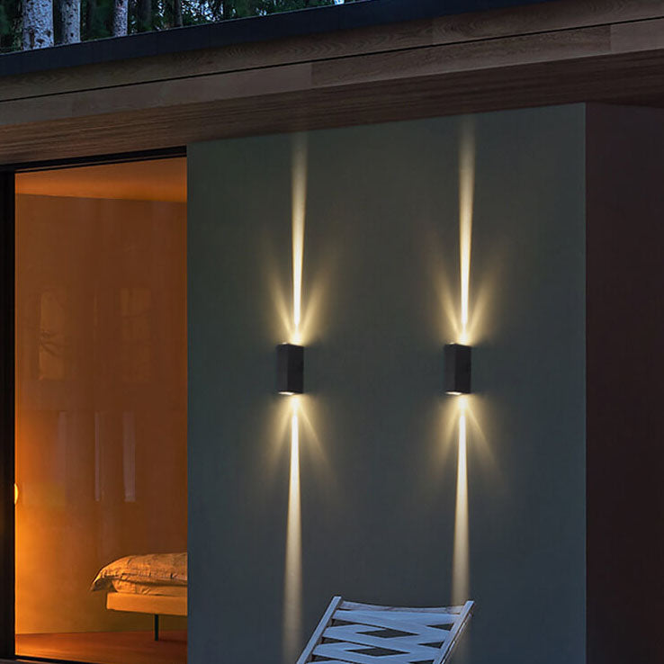 Aluminum Lens Patio Double-headed Outdoor Light