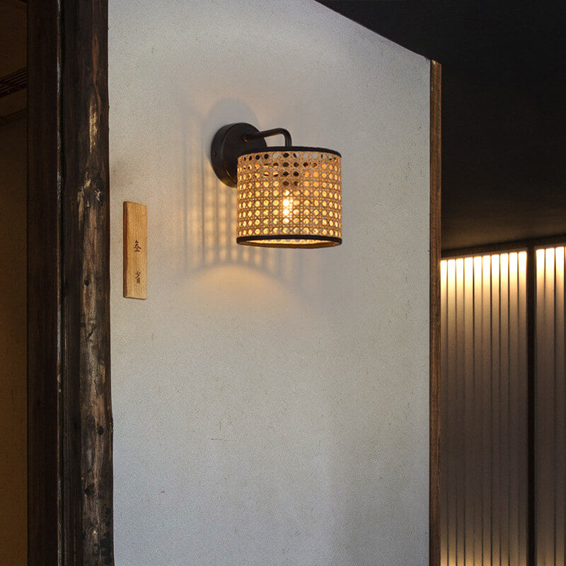 Rattan Weaving Drum Wall Lamp