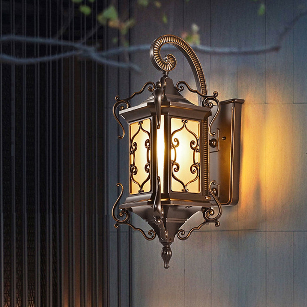 Palace Outdoor Light