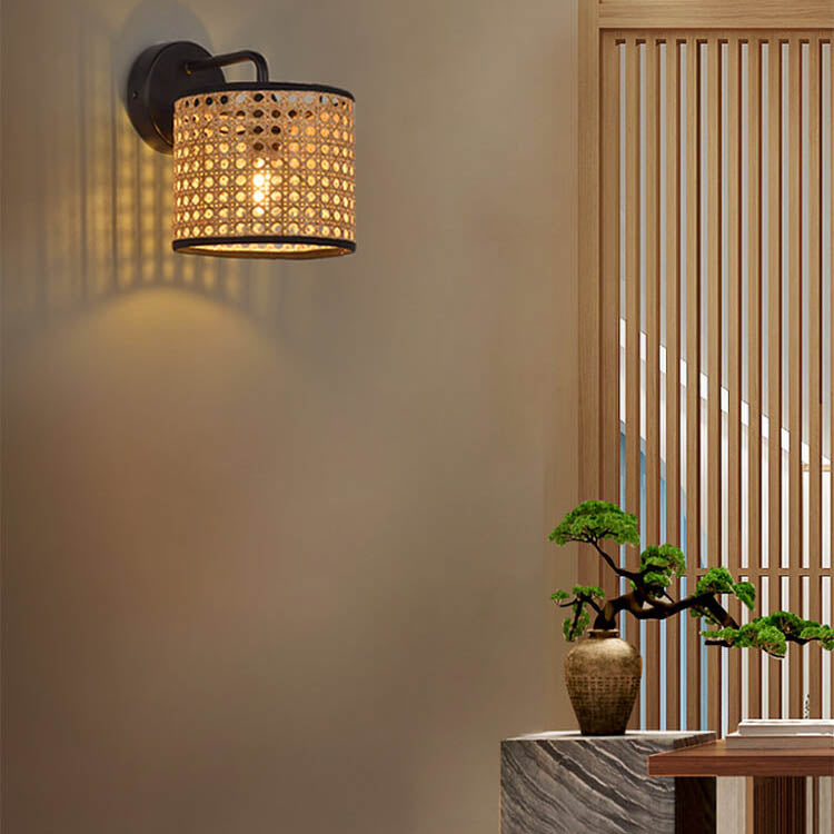 Rattan Weaving Drum Wall Lamp