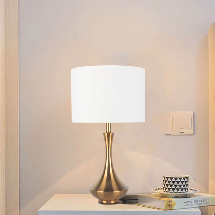 Metal Teardrop Table Lamp