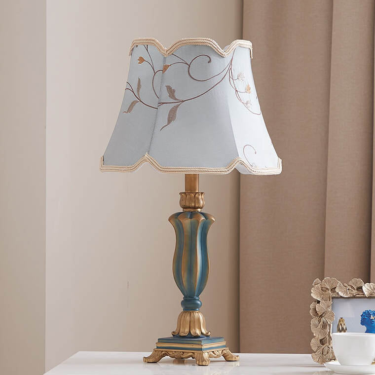 Round Fabric Resin Classical Table Lamp